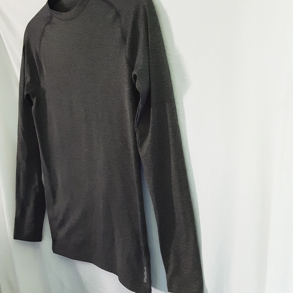 Reebok grey compression shirt Boys Size 18 - Picture 8 of 12